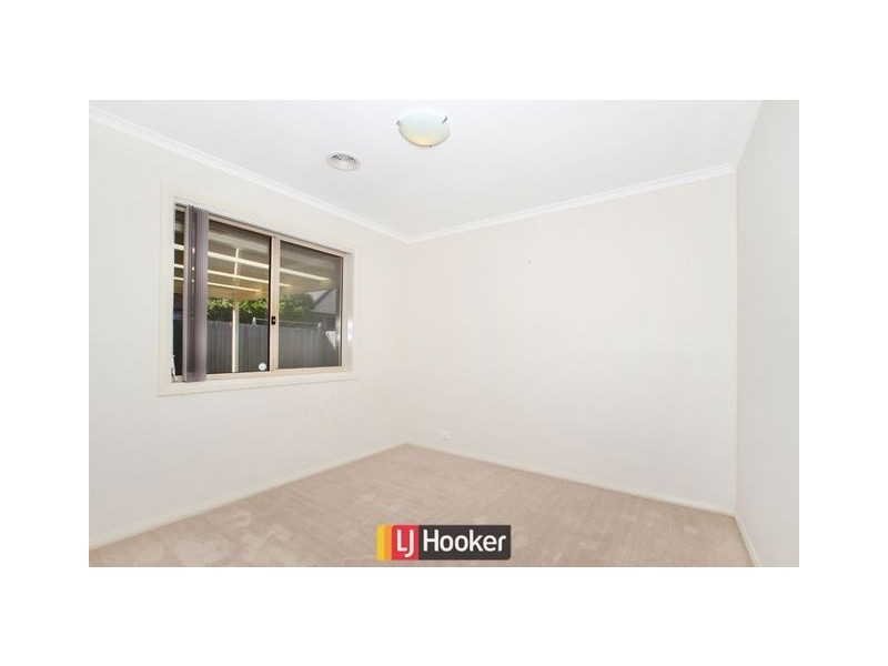27 Howmans Street, Harrison ACT 2914