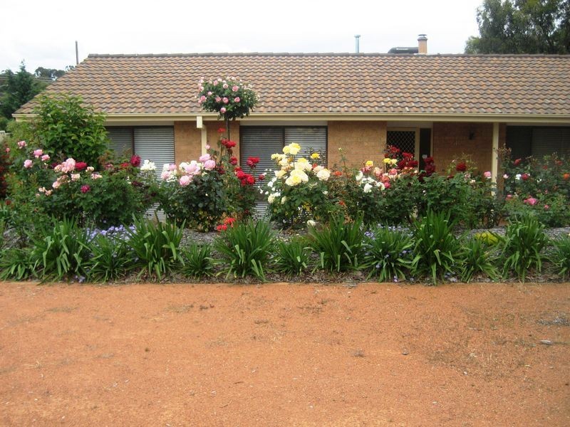 11 Mulvany Place, Latham ACT 2615