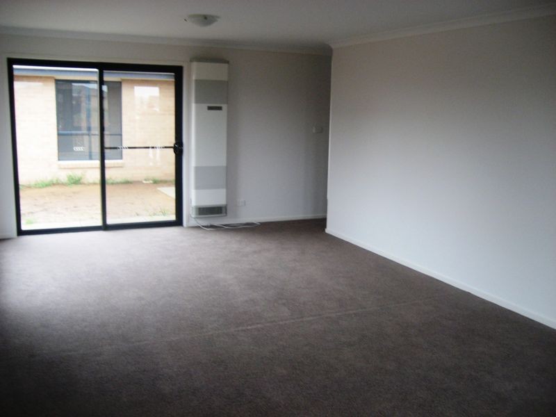 18 James Harrison Street, Dunlop ACT 2615