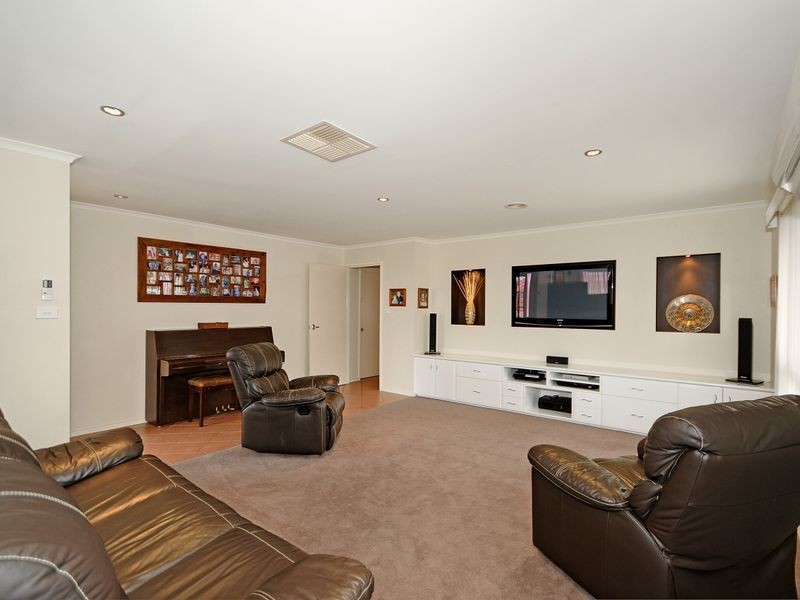 71 Polwarth Circuit, Dunlop ACT 2615