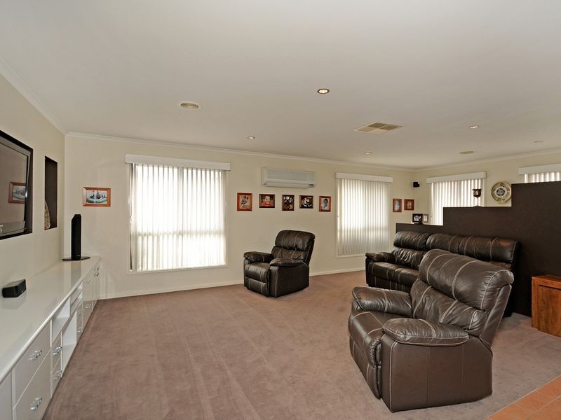 71 Polwarth Circuit, Dunlop ACT 2615