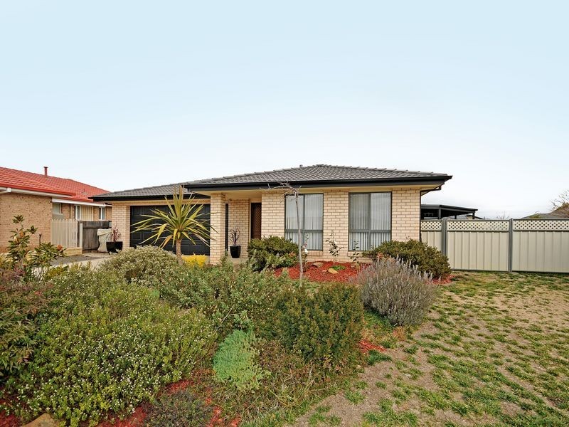 71 Polwarth Circuit, Dunlop ACT 2615