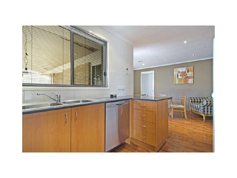 7 Dunnett Street, Dunlop ACT 2615