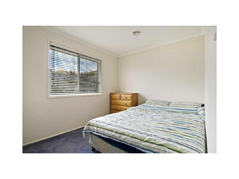7 Dunnett Street, Dunlop ACT 2615