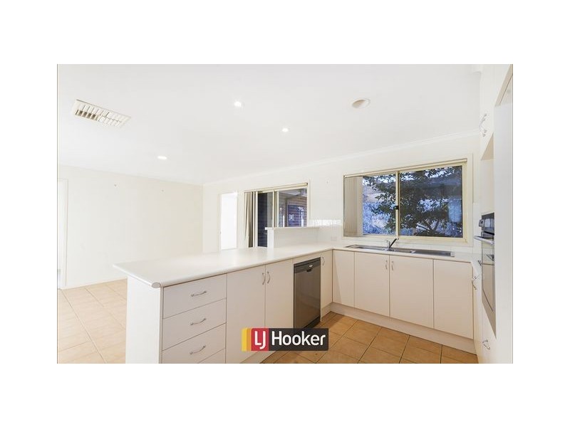 13 Goodhart Street, Dunlop ACT 2615