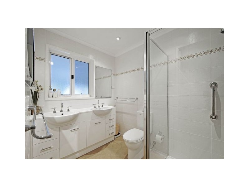 328 Southern Cross Drive, Macgregor ACT 2615