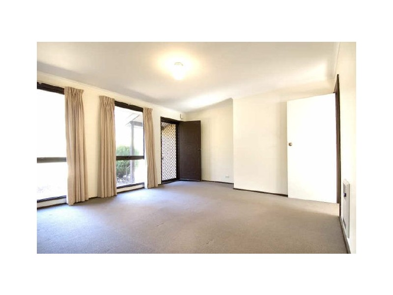 20 Moorehead Place, Latham ACT 2615