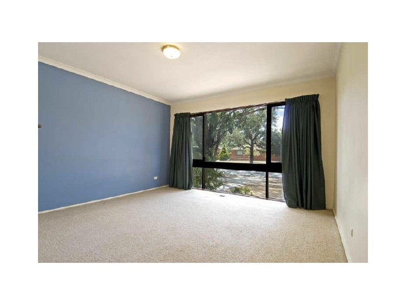 6 Fullagar Crescent, Higgins ACT 2615