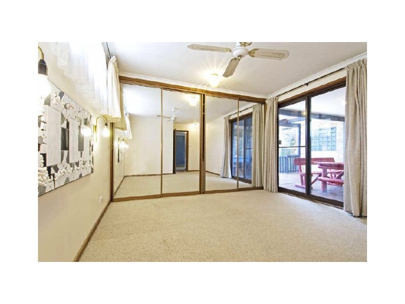 6 Fullagar Crescent, Higgins ACT 2615