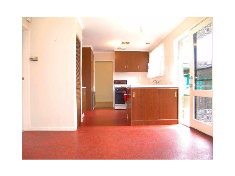 15 McCabe Crescent, Holt ACT 2615
