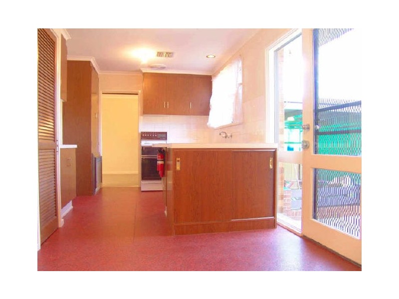 15 McCabe Crescent, Holt ACT 2615