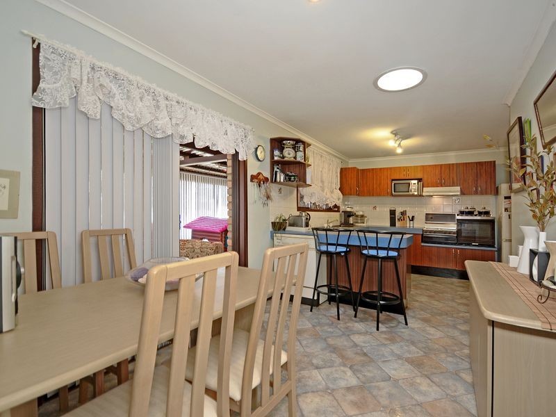 5 Landale Place, Charnwood ACT 2615