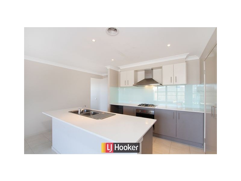 4 Sax Place, Macgregor ACT 2615