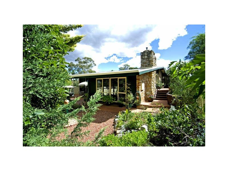 1 Edols Place, Charnwood ACT 2615