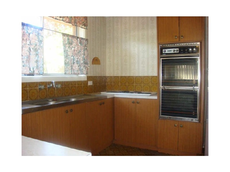 6 Saywell Place, Charnwood ACT 2615