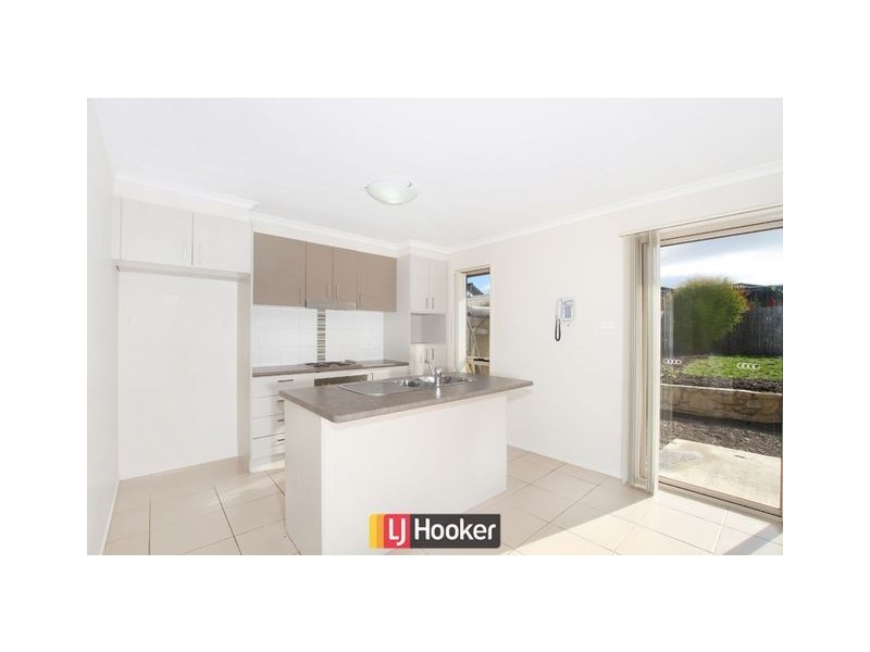 12 Hazelton Street, Macgregor ACT 2615