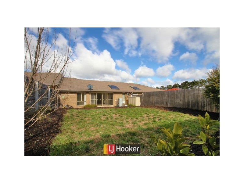 12 Hazelton Street, Macgregor ACT 2615