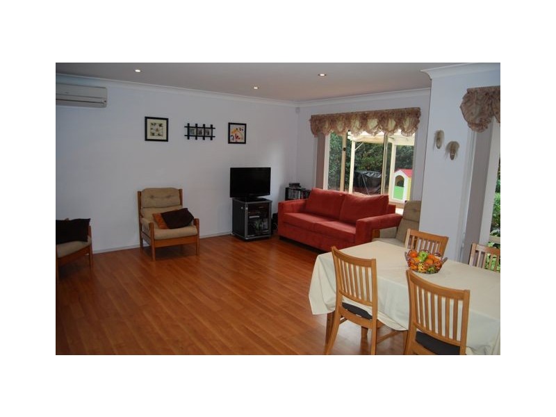 13 Kilburn Close, Dunlop ACT 2615