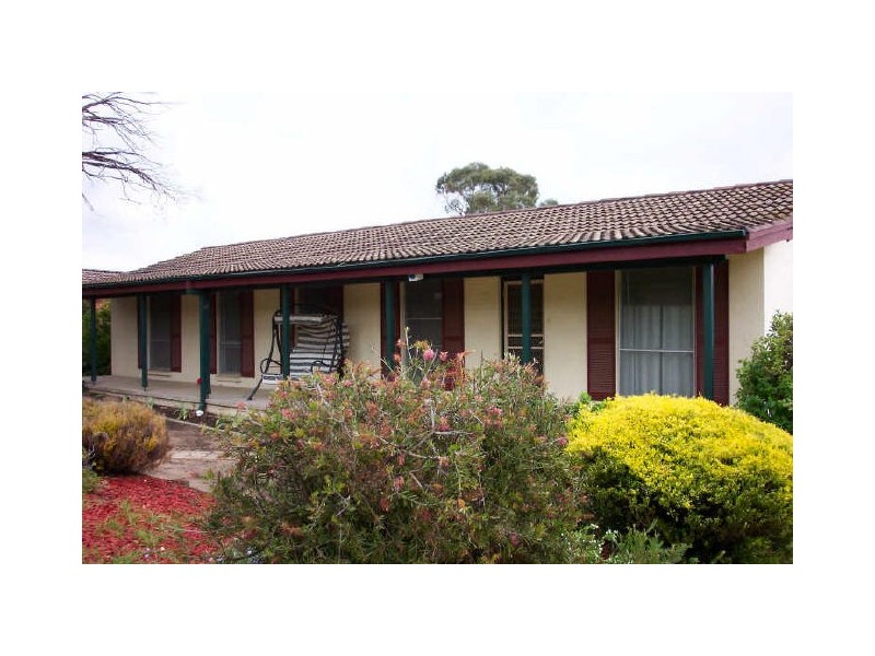 32 Mockridge Crescent, Holt ACT 2615