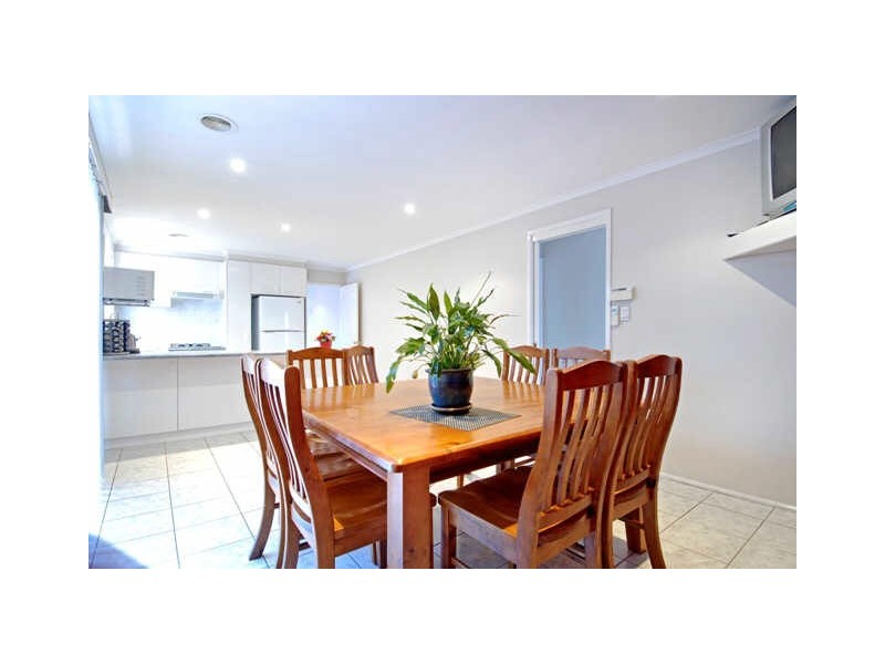 15 Goodhart Crescent, Dunlop ACT 2615