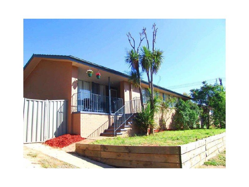 114 Osburn Drive, Macgregor ACT 2615