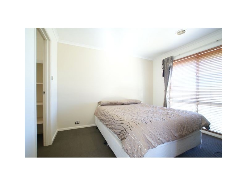 33 Goodhart Circuit, Dunlop ACT 2615