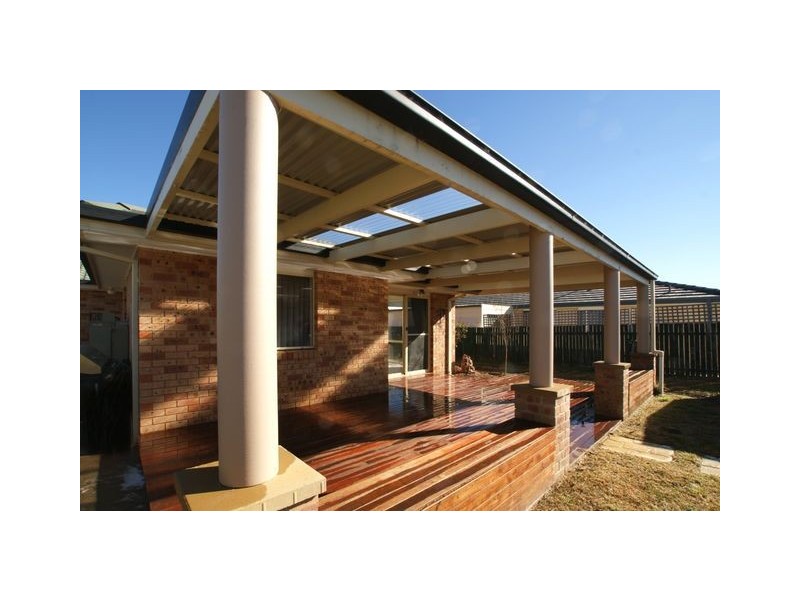 33 Goodhart Circuit, Dunlop ACT 2615