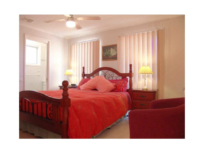 2 Berne Place, Macgregor ACT 2615