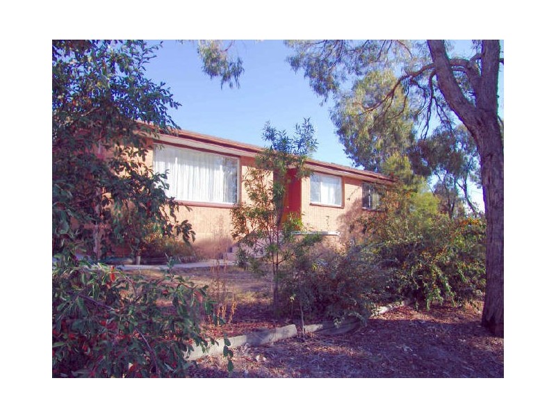 23 Bettington Circuit, Charnwood ACT 2615