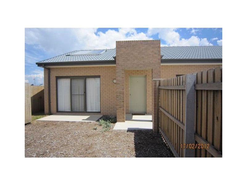 13/204 Macfarlane Burnett Avenue, Macgregor ACT 2615