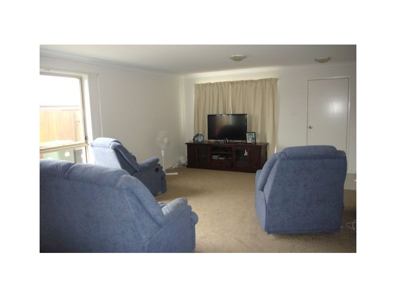 17 John Holt Street, Macgregor ACT 2615