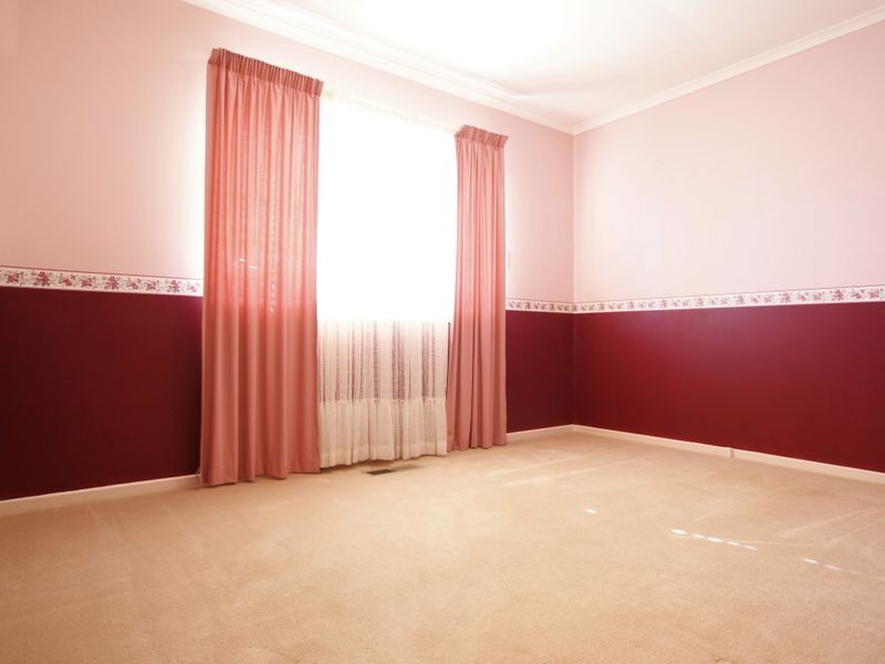 334 Southern Cross Drive, Macgregor ACT 2615