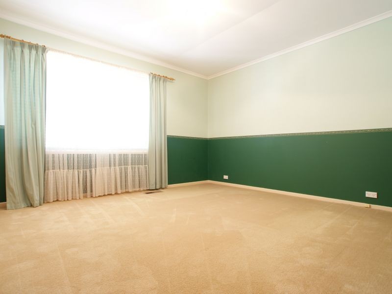 334 Southern Cross Drive, Macgregor ACT 2615