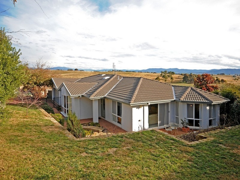 74 Hugh McKay Crescent, Dunlop ACT 2615