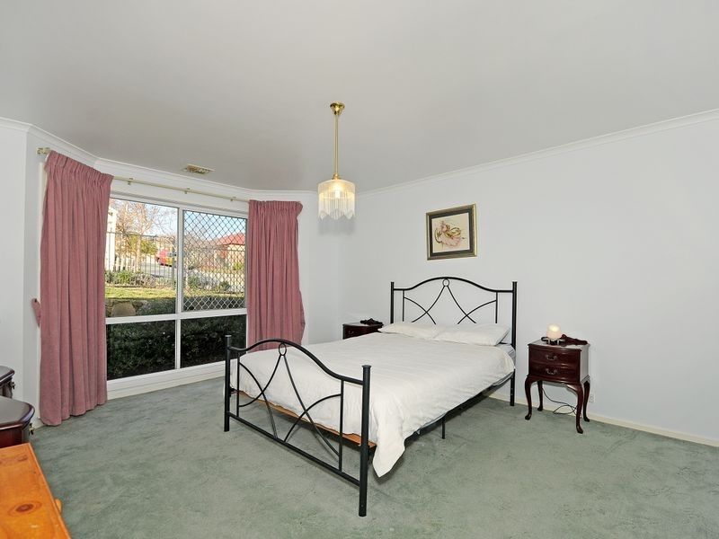 74 Hugh McKay Crescent, Dunlop ACT 2615