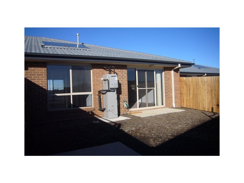 18-141 Macfarlane Burnett Street, Macgregor ACT 2615