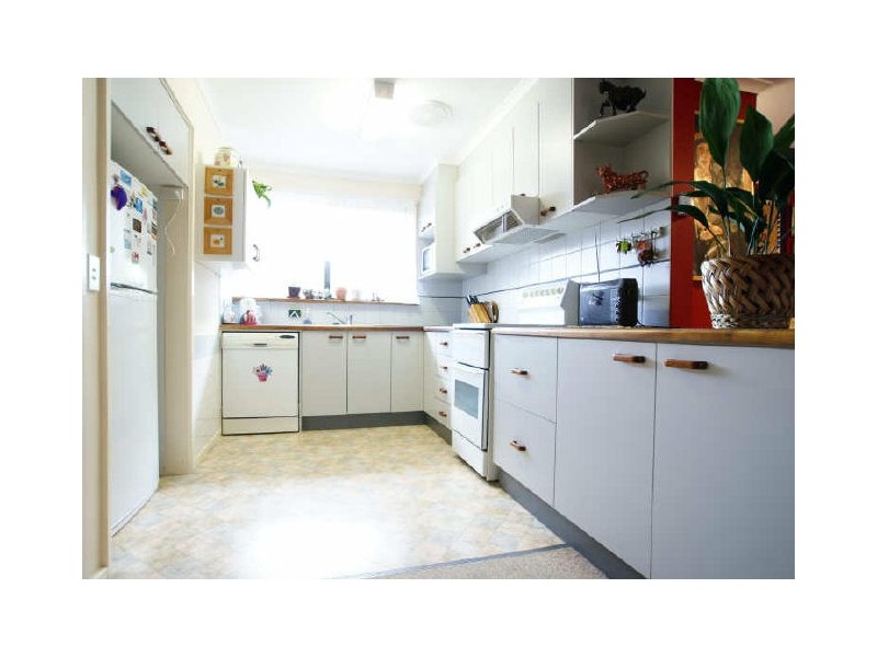 8 Small Place, Charnwood ACT 2615