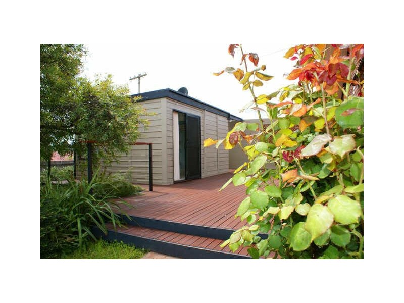 13 Poole Place, Latham ACT 2615