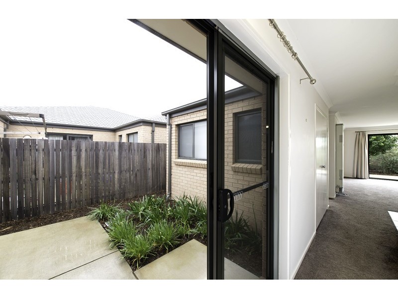7/204 Macfarlane Burnet Avenue, Macgregor ACT 2615