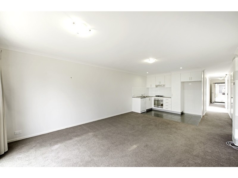 7/204 Macfarlane Burnet Avenue, Macgregor ACT 2615