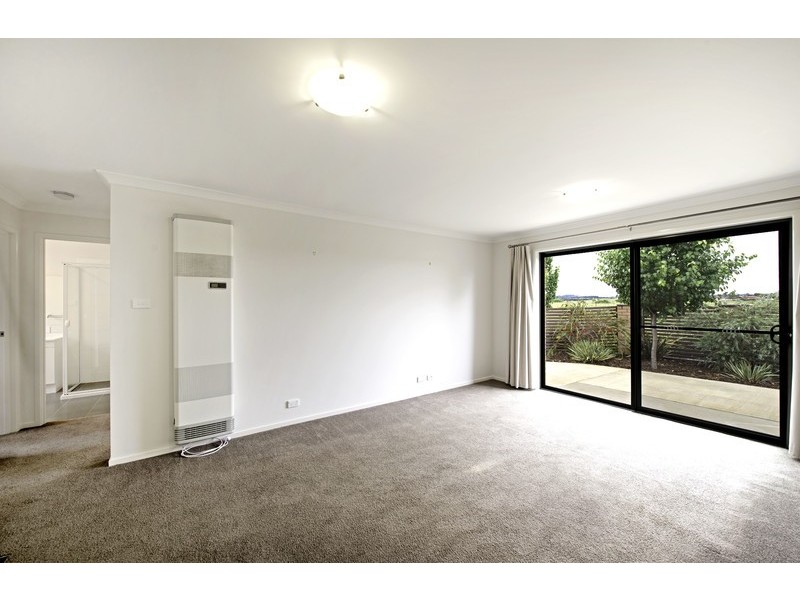 7/204 Macfarlane Burnet Avenue, Macgregor ACT 2615