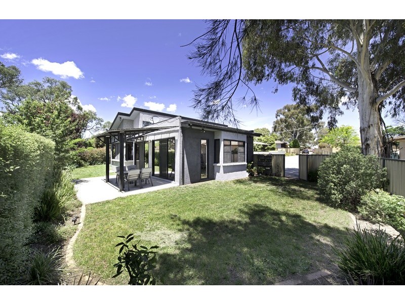 2/10 Champion Place, Fraser ACT 2615