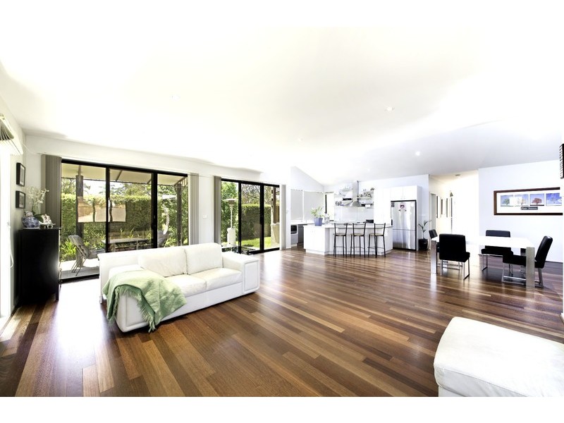 2/10 Champion Place, Fraser ACT 2615