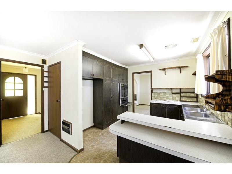 15 Brownlow Place, Holt ACT 2615