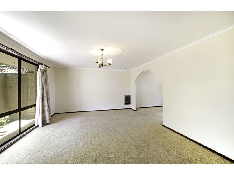 15 Brownlow Place, Holt ACT 2615