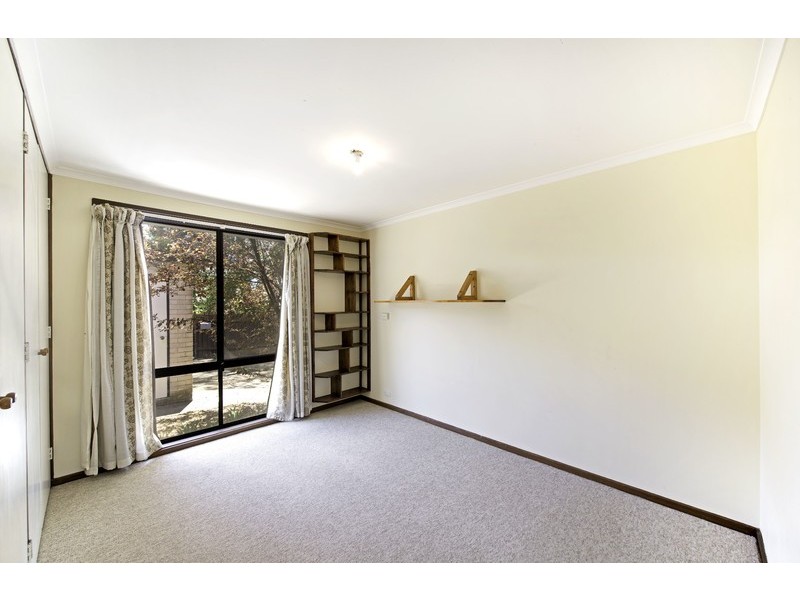 15 Brownlow Place, Holt ACT 2615