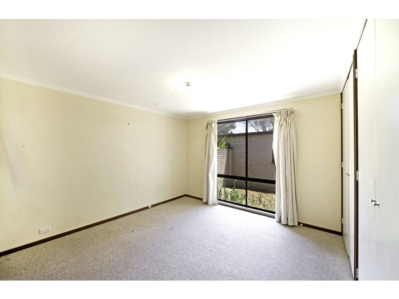 15 Brownlow Place, Holt ACT 2615
