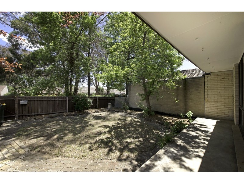 15 Brownlow Place, Holt ACT 2615