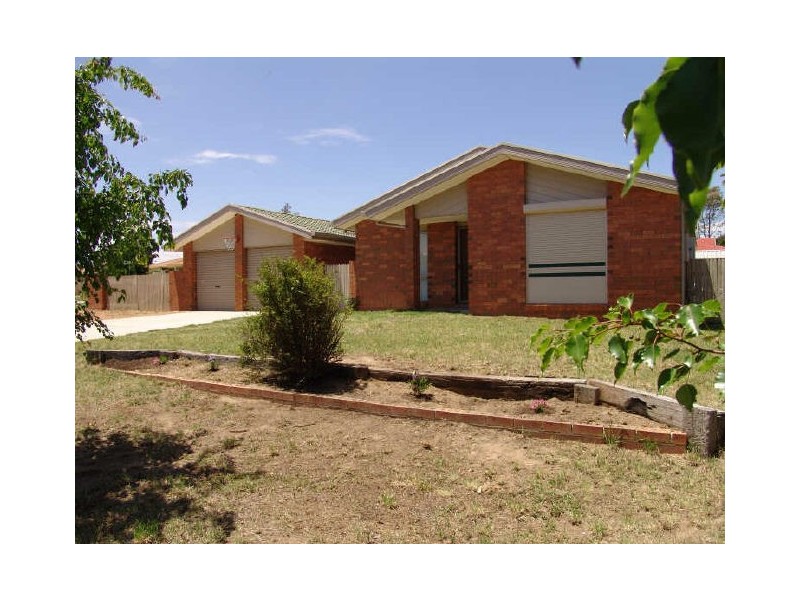 1 Matzek Place, Dunlop ACT 2615