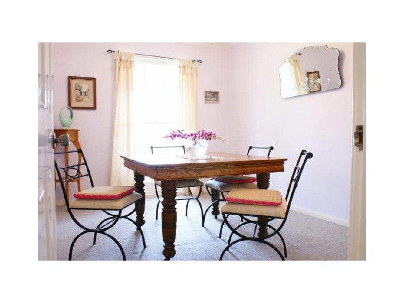24 Longworth Place, Holt ACT 2615